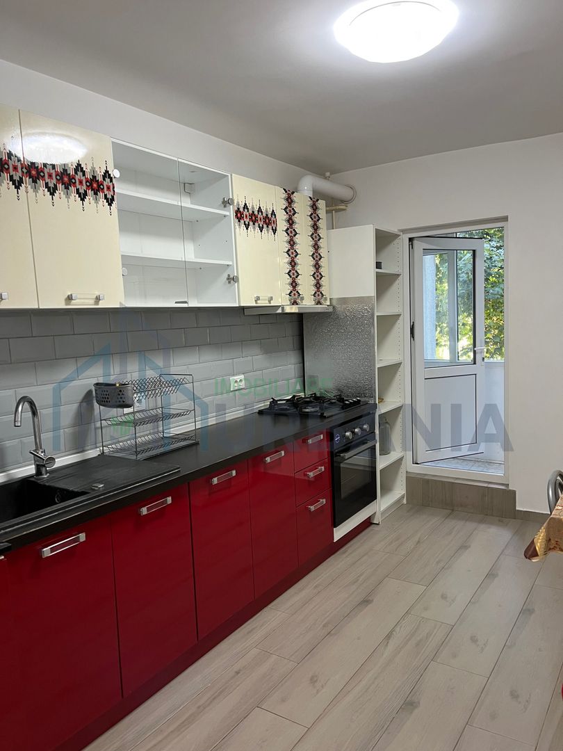 Apartament 3 camere de închiriat în Centru Palas, Iași - Poză 1
