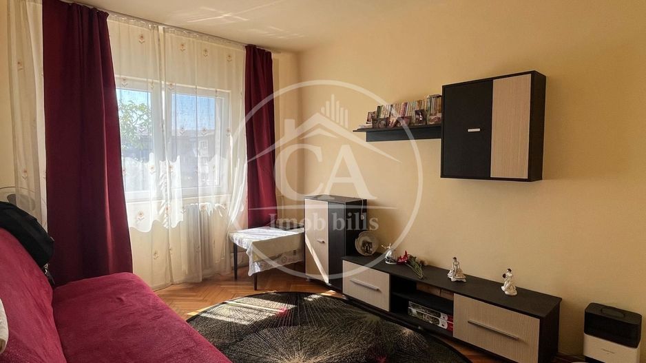 Apartament cu 3 camere de vânzare în zona Rogerius, Oradea - Poză 4