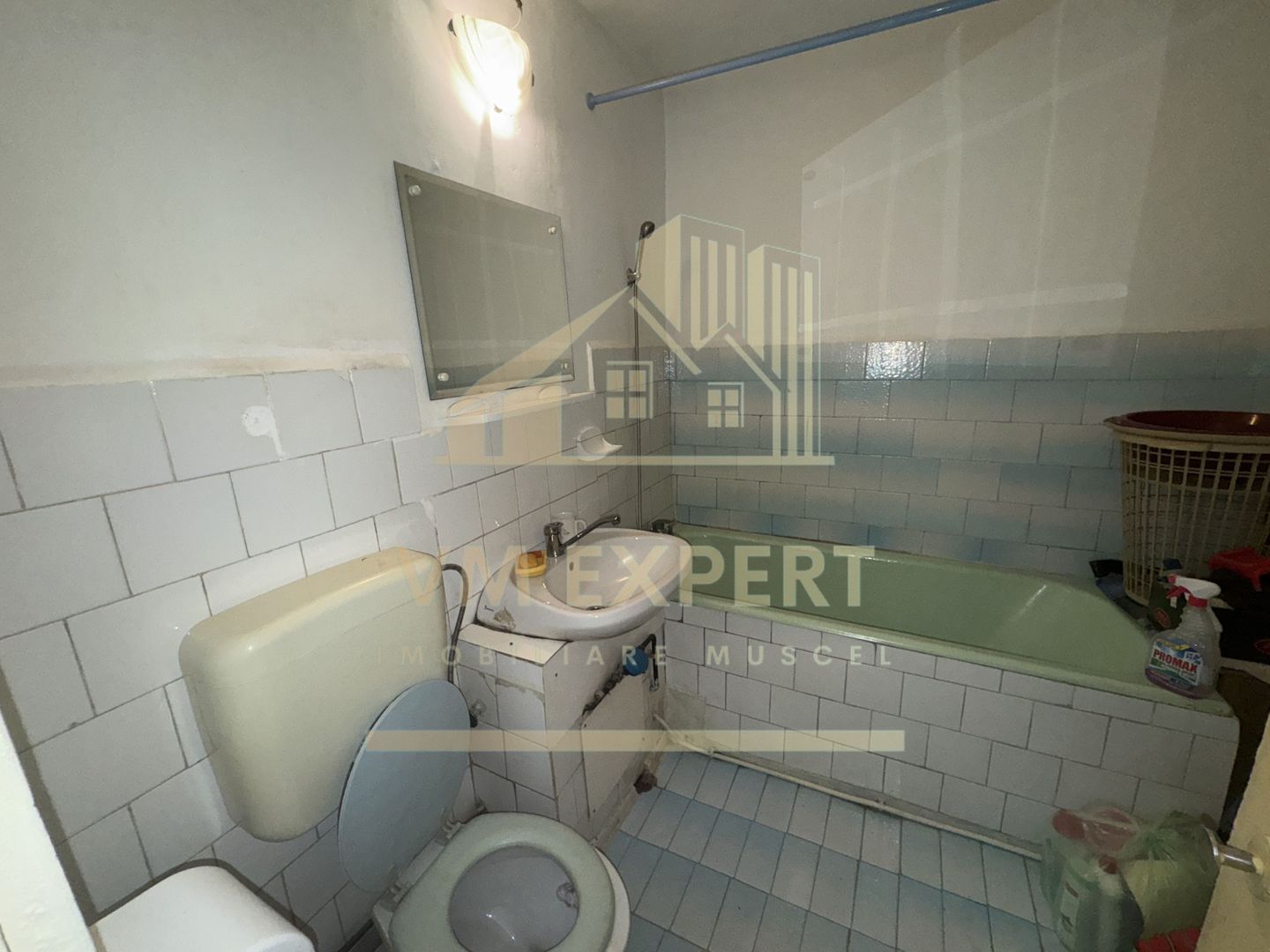 APARTAMENT 2 CAMERE ETAJ 4  VISOI CAMPULUNG ZONA MOL - Poză 6