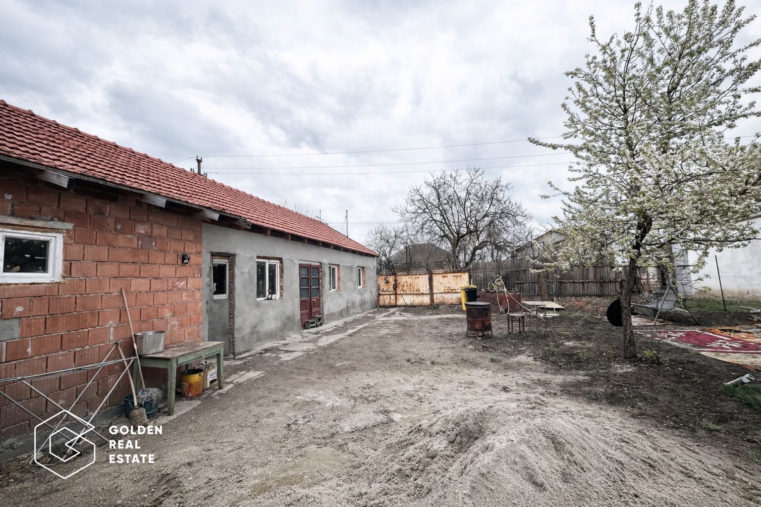 Casa cu 3 camere in Sinicolau Mic, teren 400 mp - Poză 9