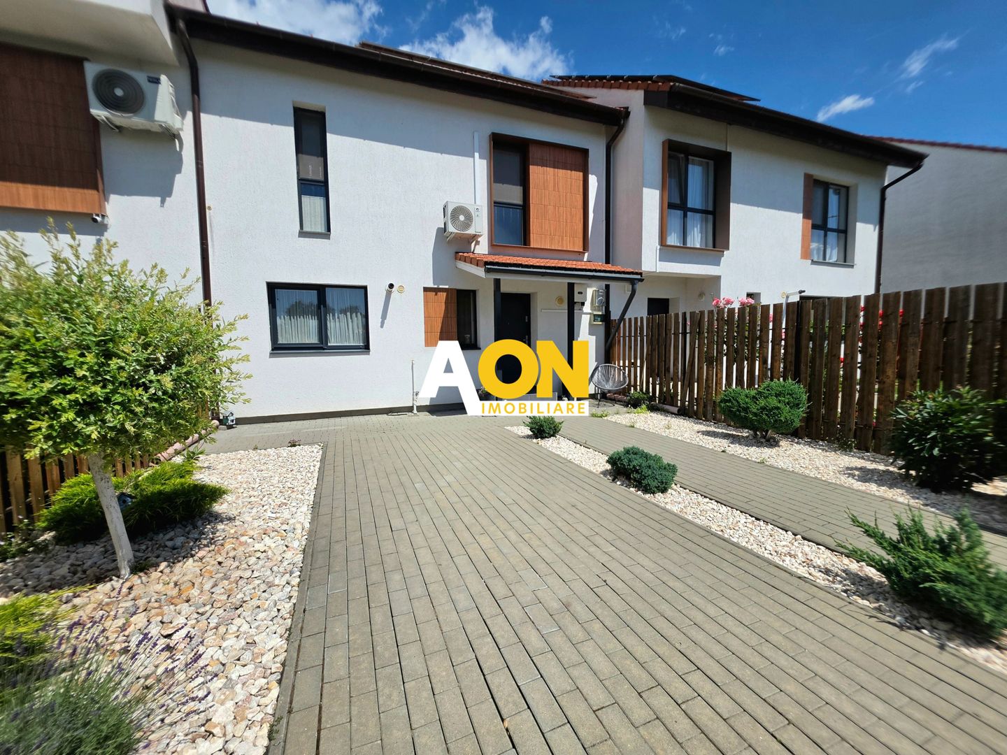 Casa 3 Camere, 2 Bai, 390mp Teren, Complet Mobilata si Utilata - Poză 2