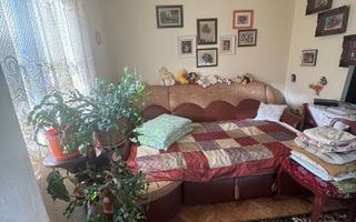 🌿 Casă cu teren 620 mp – Romanești | Liniște, acces excelent, potențial mare - Poză 7