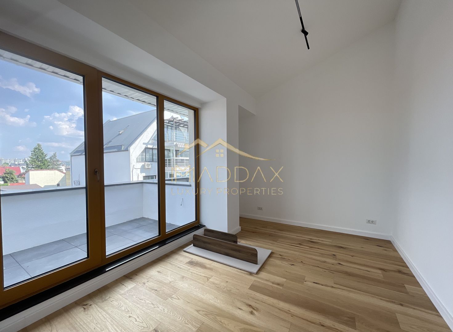 Apartament 4 Camere**TERASA**Bloc boutique***NOU// DOMENII - Poză 14
