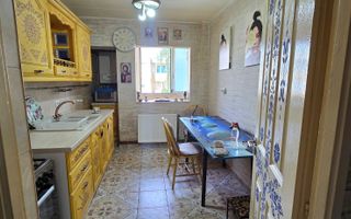 Apartament spațios cu 4 camere, poziționare ideala - Poză 2