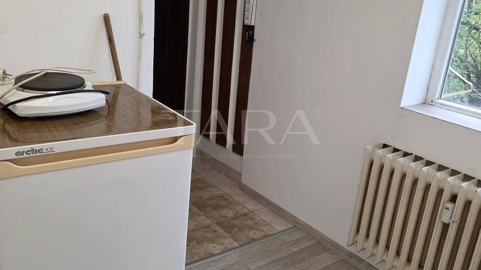 Garsonieră cochetă, etaj intermediar – Gheorgheni. - Poză 1
