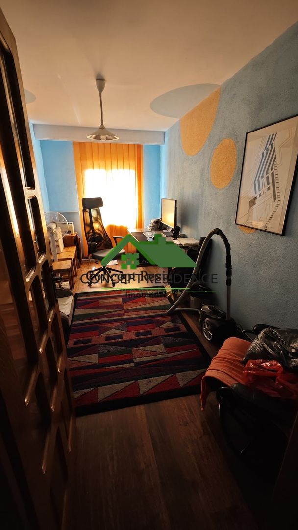 Vand apartament 4 camere, Republicii zona Liceul Sportiv - Poză 6