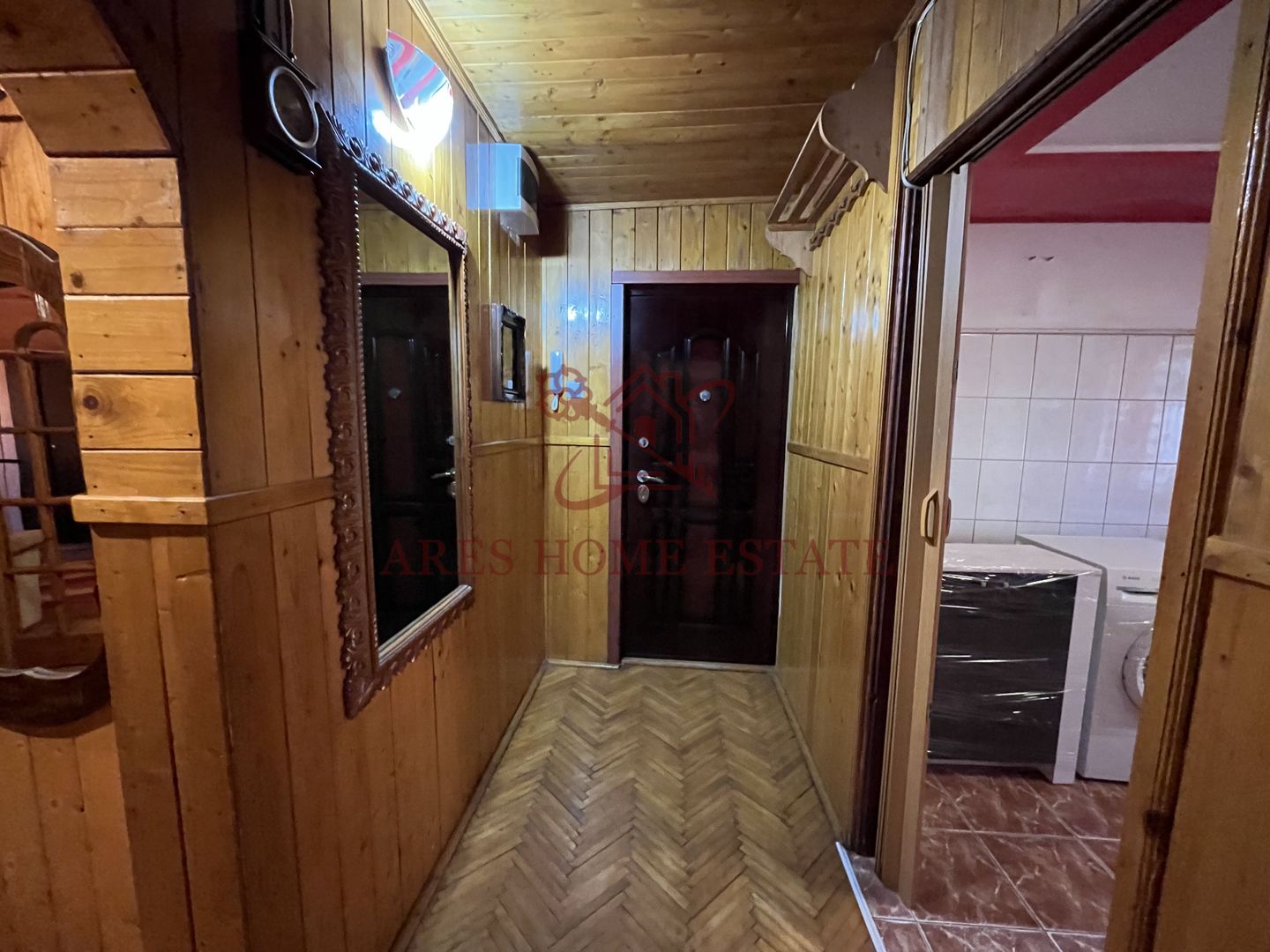 Apartament decomandat, zona Dambovita | Etaj 2 | Centrala proprie - Poză 15