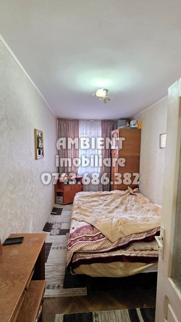 DE VÂNZARE - Apartament cu 3 camere, etaj 2, VASLUI zona NORD; - Poză 5