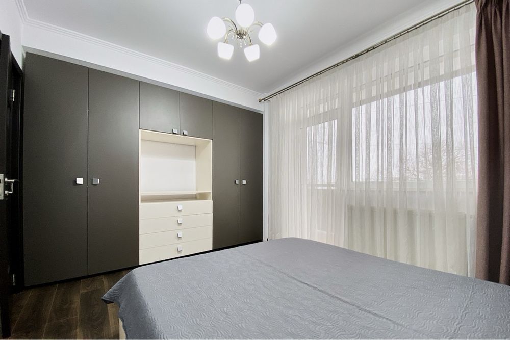 Apartament 3 camere, 2 balcoane, etaj intermediar, parcare. - Poză 3
