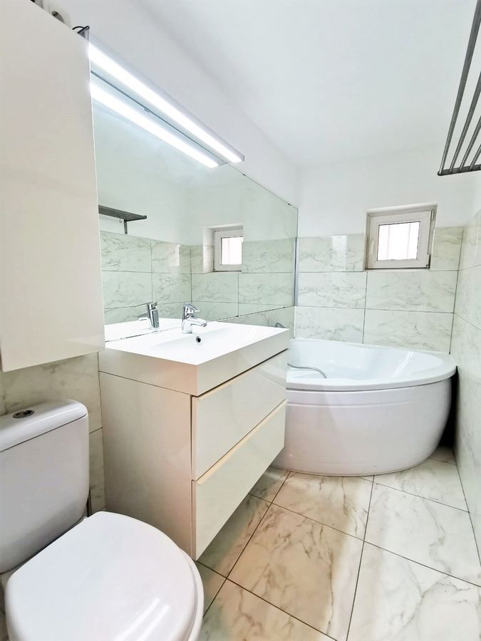 Apartament 3 camere Vitan - Poză 2