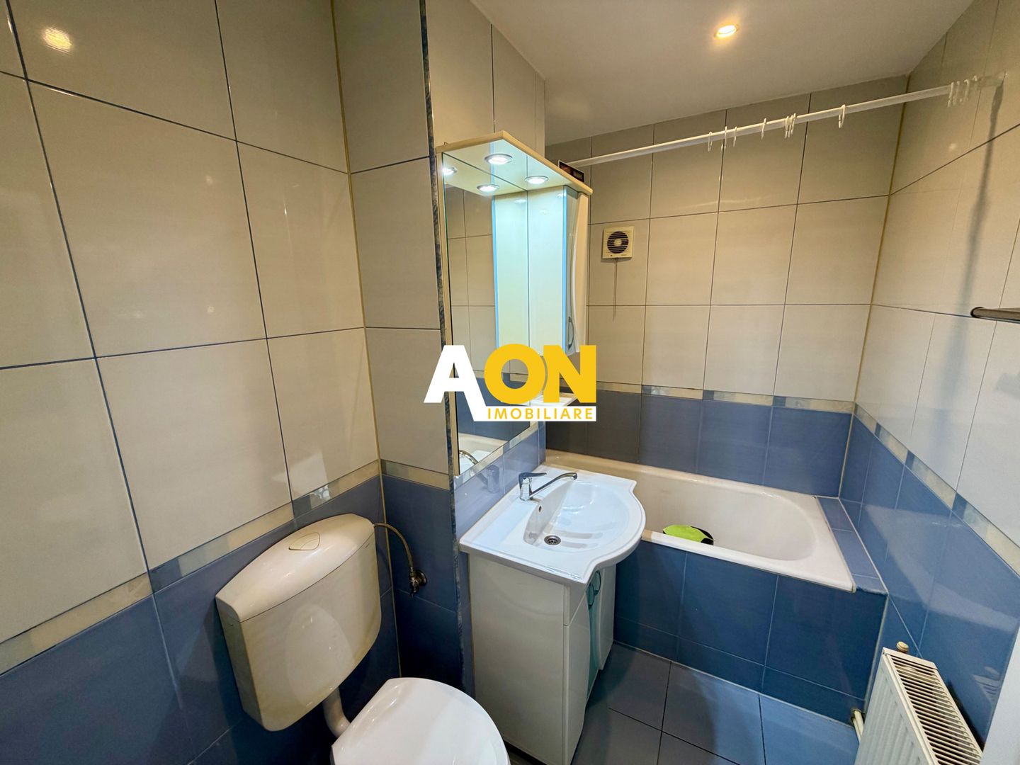 Apartament 3 Camere, Etaj 1, Zona Cetate - Poză 5