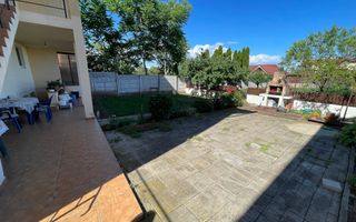 Casă cu 6 camere, teren 912 mp, garaj dublu, în zona Cetate-Schit - Poză 2