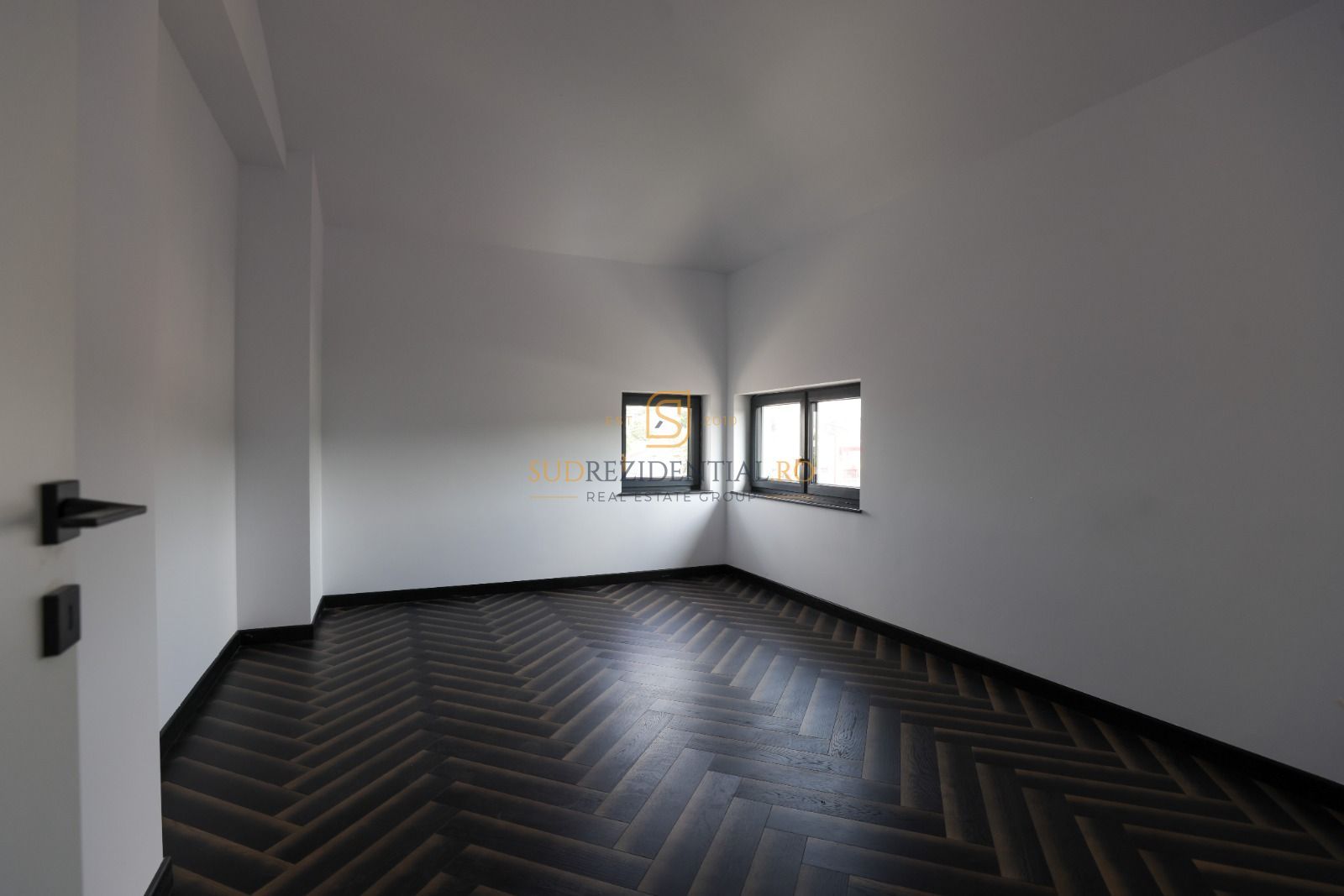 Inchiriere apartament tip duplex , ideal birouri,  Palatul Parlamentul - Poză 6