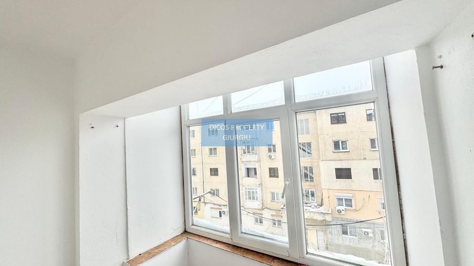 Apartament 3 camere de vânzare – Miron Nicolescu - Poză 3