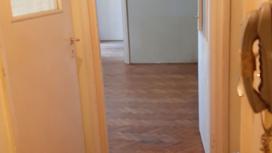 Apartament de vânzare 2 camere Aleea Savinesti - Poză 9
