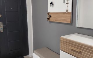 Vanzare - apartament cu 3 camere, Micro 16, renovat, mobilat nou - Poză 12