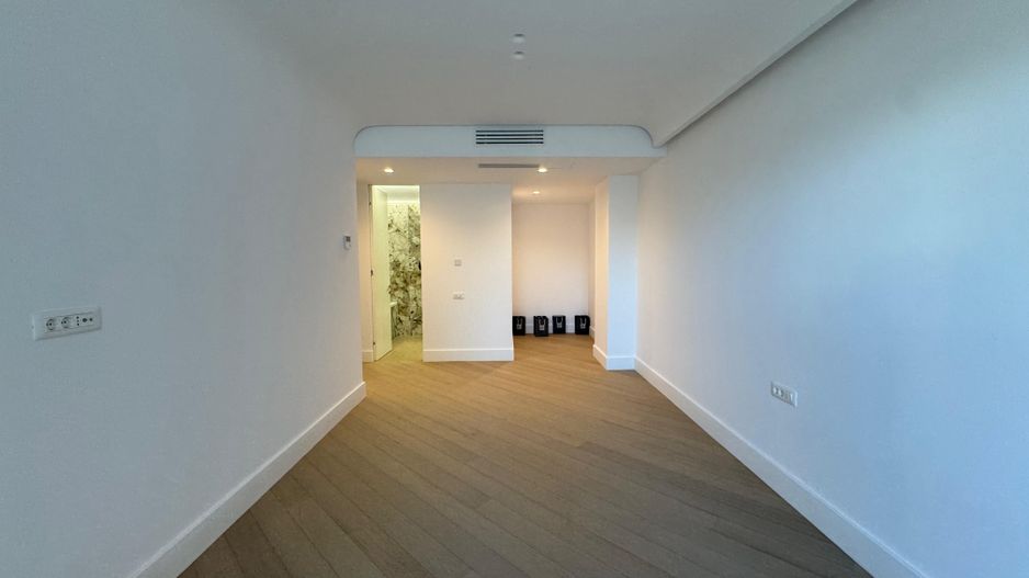 3 CAMERE || CORTINA 126 || EROUIANCU NICOLAE - Poză 4