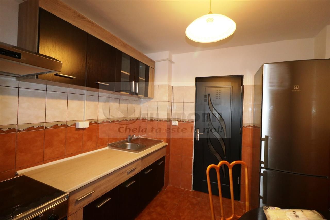 Apartament 2 camere Nicolina prima statie din Podu Ros - Poză 9