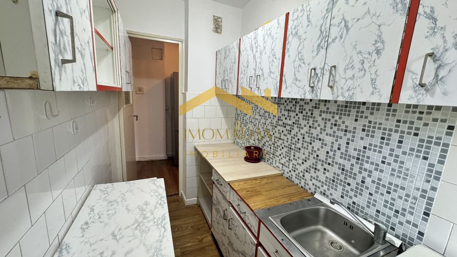 Apartament-4 camere- etaj 3- - Poză 14