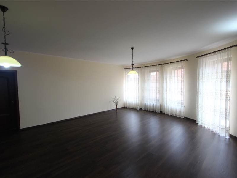 Casă / Vilă cu 6 camere de vânzare în zona Mehala - Poză 15