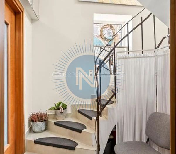 Apartament in vila Capitale plus Demisol - Poză 27