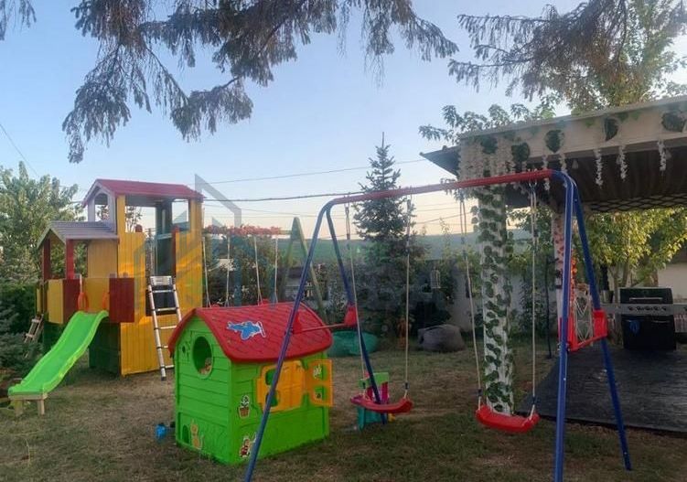 Clădire rezidențială de 850 mp utili, 15 camere, Poiana (Schitu Duca) – ideală pentru cămin de bătrâni sau centru de recuperare - Poză 14
