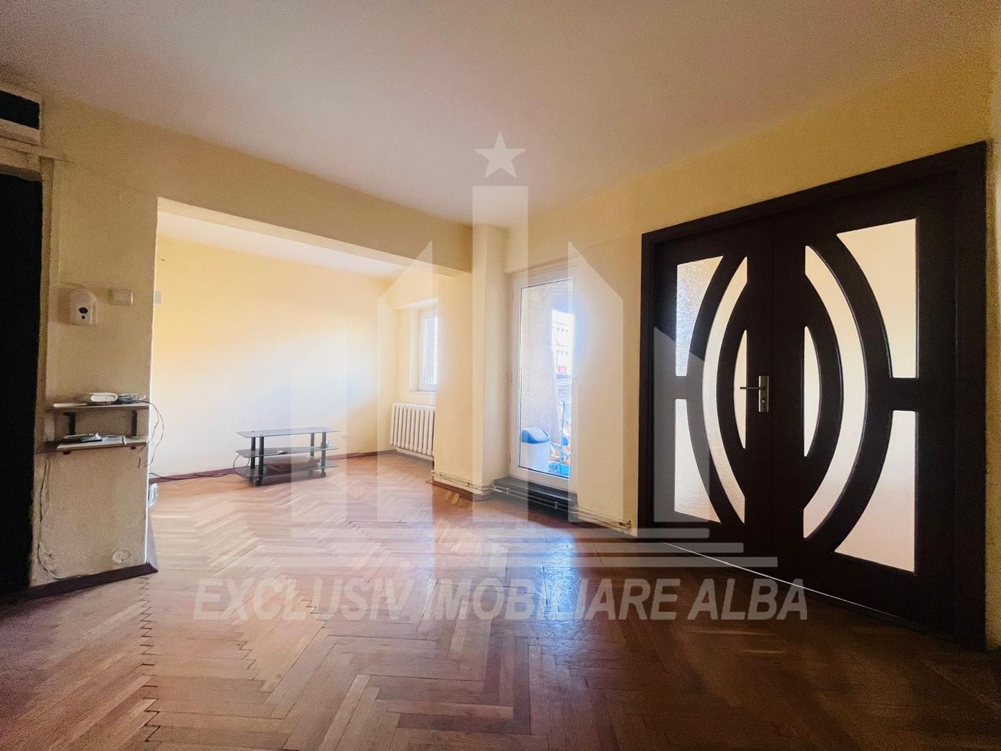 Apartament cu 4 camere, etaj 1 , Ultracentral - Poză 7