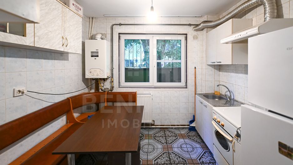 Apartament 2 camere-Rovine-parter-centrala proprie-54mp - Poză 8