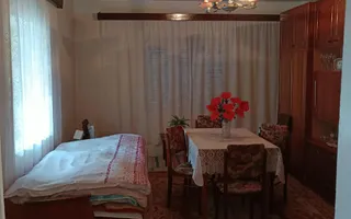 Casă tradițională cu teren de 4.400 mp în Vașad - Poză 16