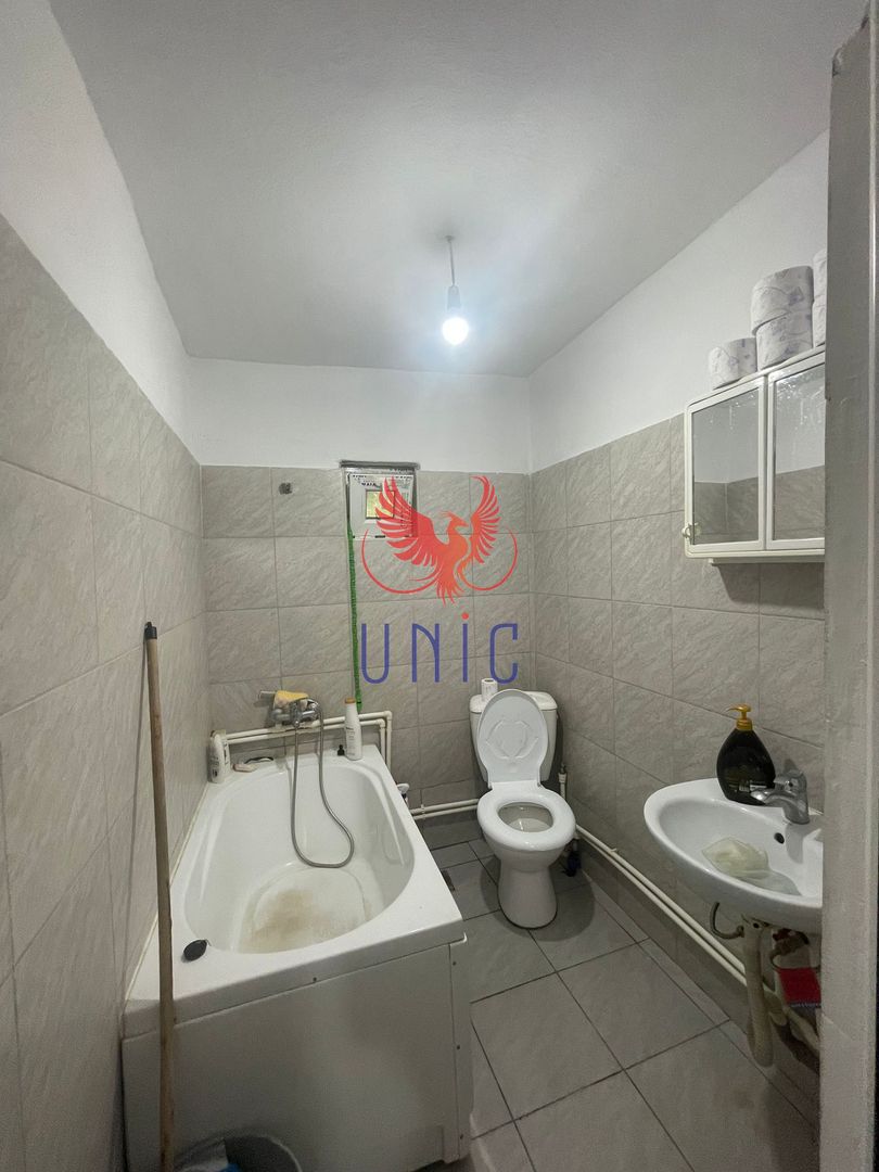 Casa cu teren de 1000 de mp -Radovan - Poză 21