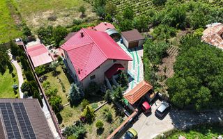 Vila impresionanta Husi + 2835 mp teren, P+1+M, constructie deosebita - Poză 14