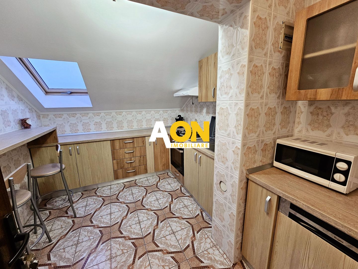 Apartament 3 camere, la vila, 128 mp, mobilat, utilat, Cetate - Poză 13