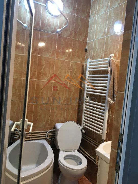 De inchiriat Garsoniera, central, 23 mp, mobilata si utilata 1+1 - Poză 5