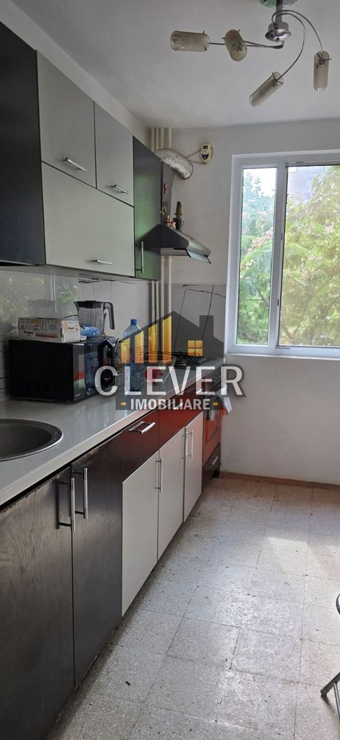 Apartament 4 camere Mobilat Metrou 1 Decembrie 1918 - Poză 2