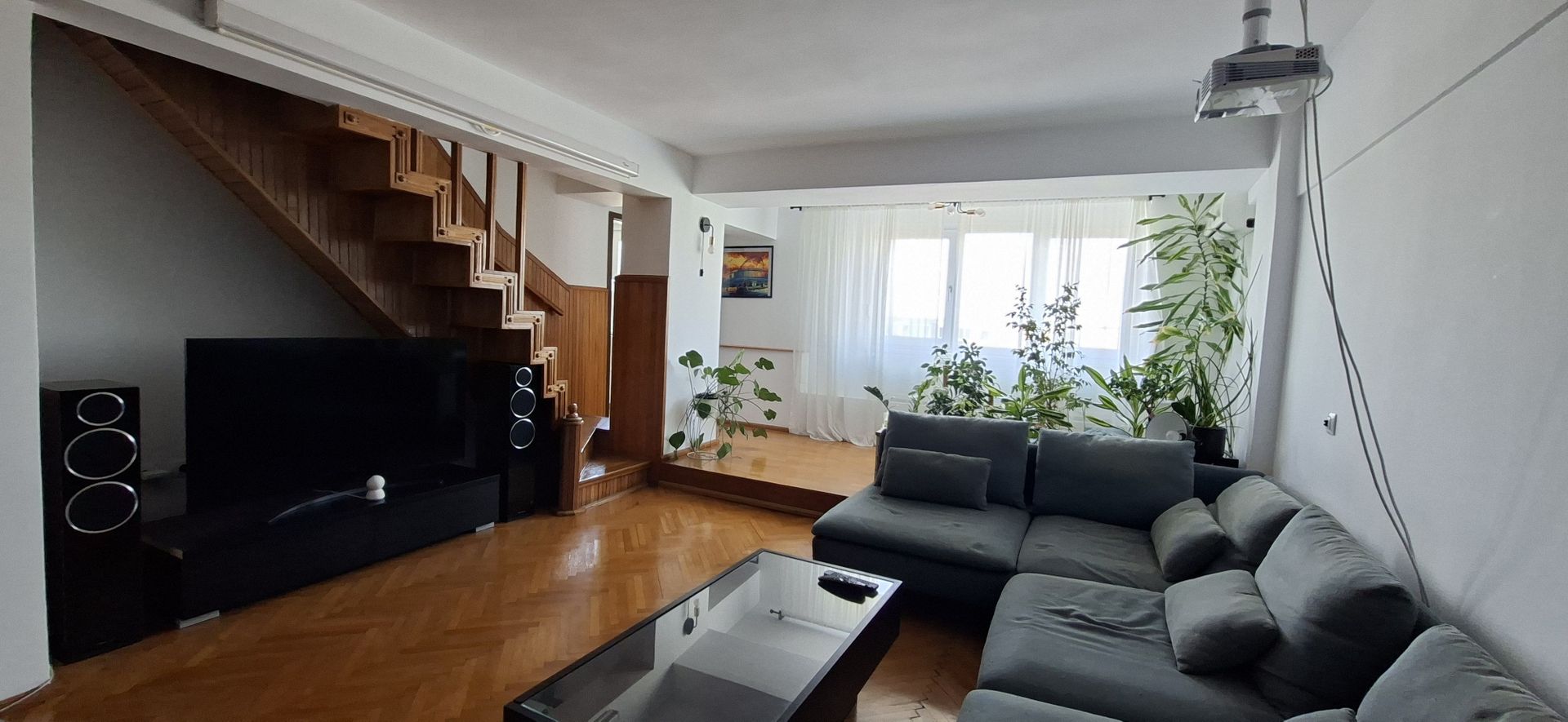 Apartament cu 4 camere si scara interioara - zona Judeatan - Poză 27