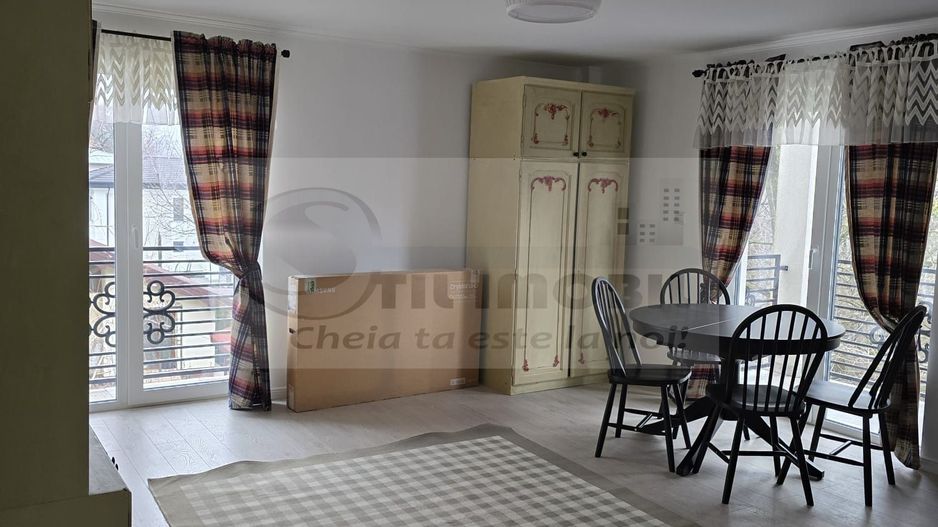 Penthouse 4 camere Copou - 920 euro - Poză 5