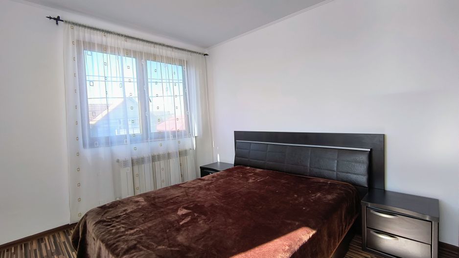 Năvodari | Casă spațioasă cu teren mare - Poză 9