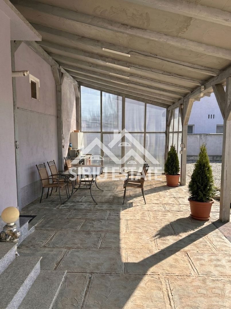 Vila cu Deschidere de 21m – Calea Poplăcii (Langa Parc) 950mp teren - Poză 17