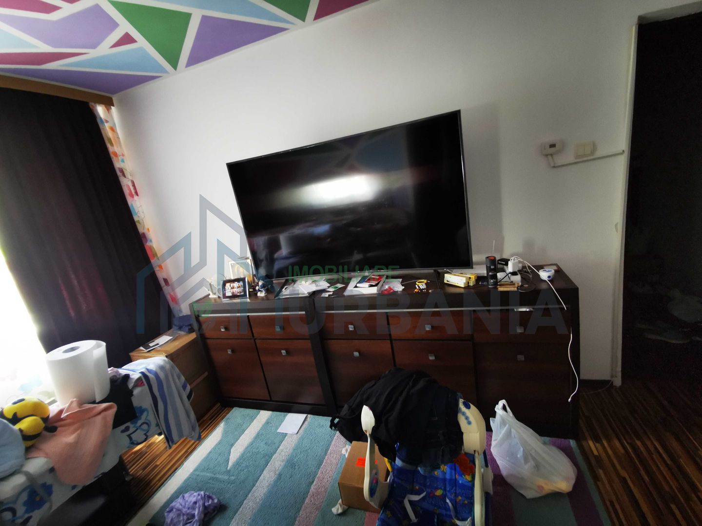 Urgent! Apartament cu 2 camere - Poză 1