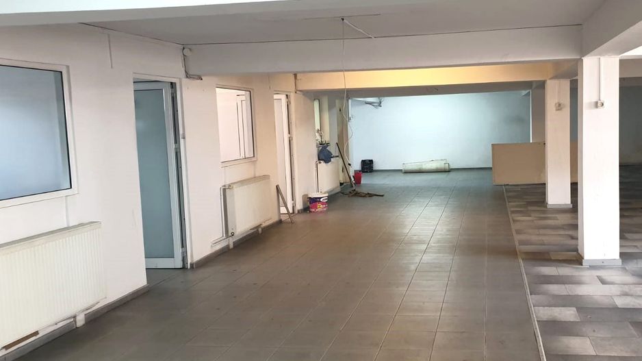 SPATIU COMERCIAL BARTOLOMEU - Poză 2