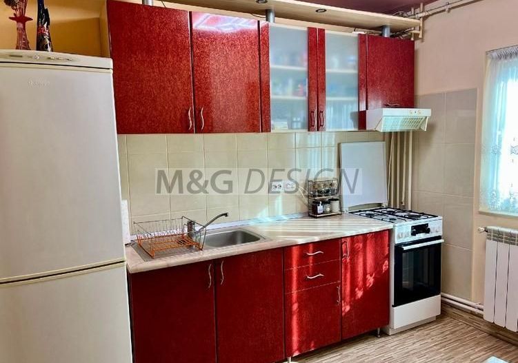 Girocului - Spitalul Judetean, 3 camere, CENTRALA GAZ, boxa - Poză 3