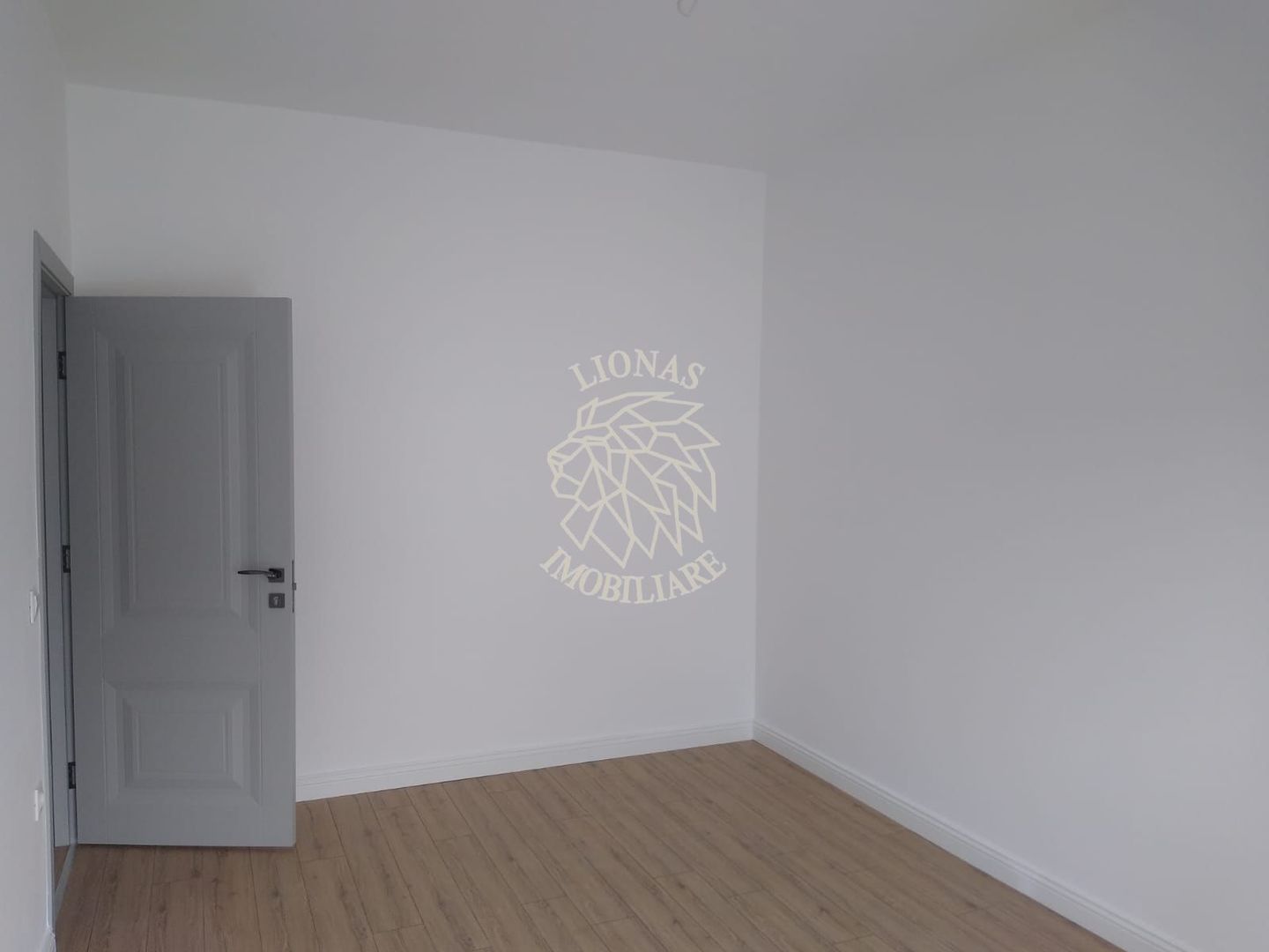 Apartament Nou 2 camere 58 mp-Ultrafinisat-etaj 2-Zona Sanovil - Poză 3