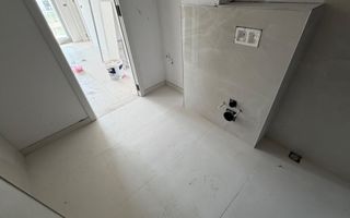 3 camere | 2 bai | Etaj 2 | Toate utilitatile | Asfalt | Transport - Poză 9