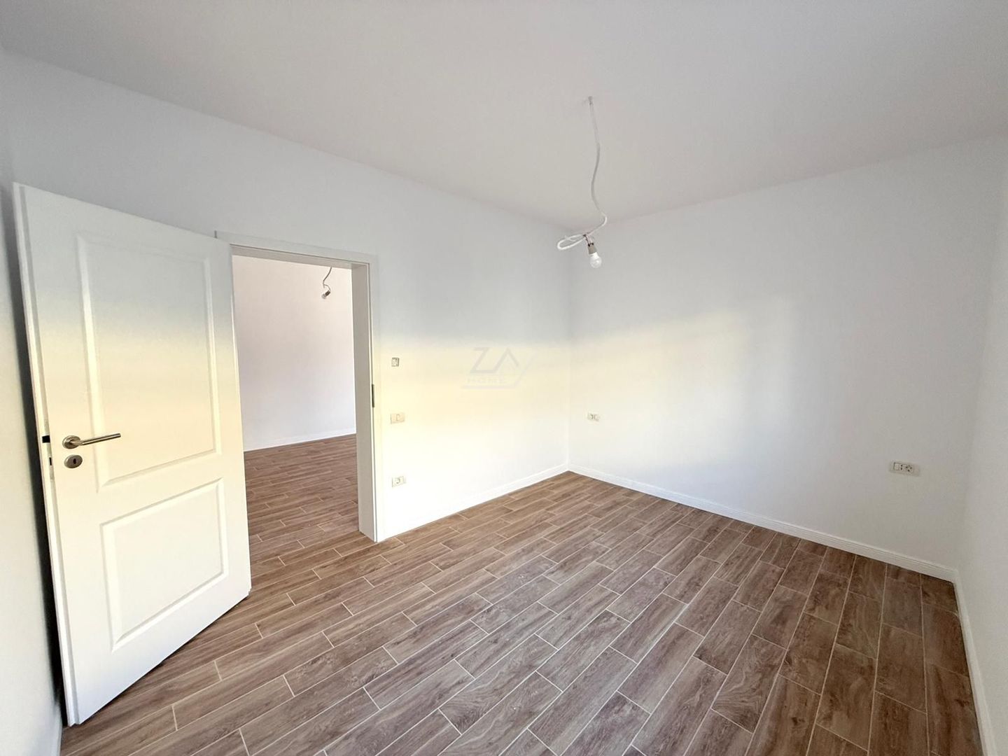 COMISION 0. Drumul Boilor - noul Lidl. Toate utilitatile. Terasa 18 mp. - Poză 17