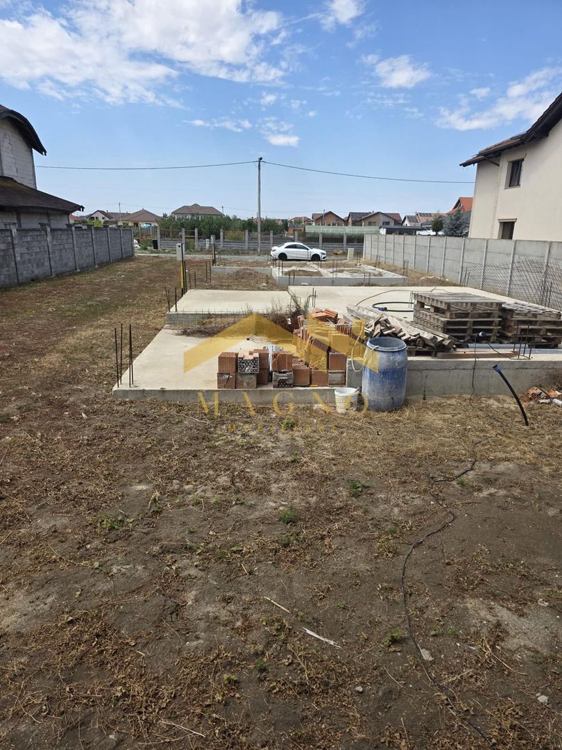 VILA noua 4 camere  + 2 locuri cu fundatie Vladimirescu zona Europa - Poză 9