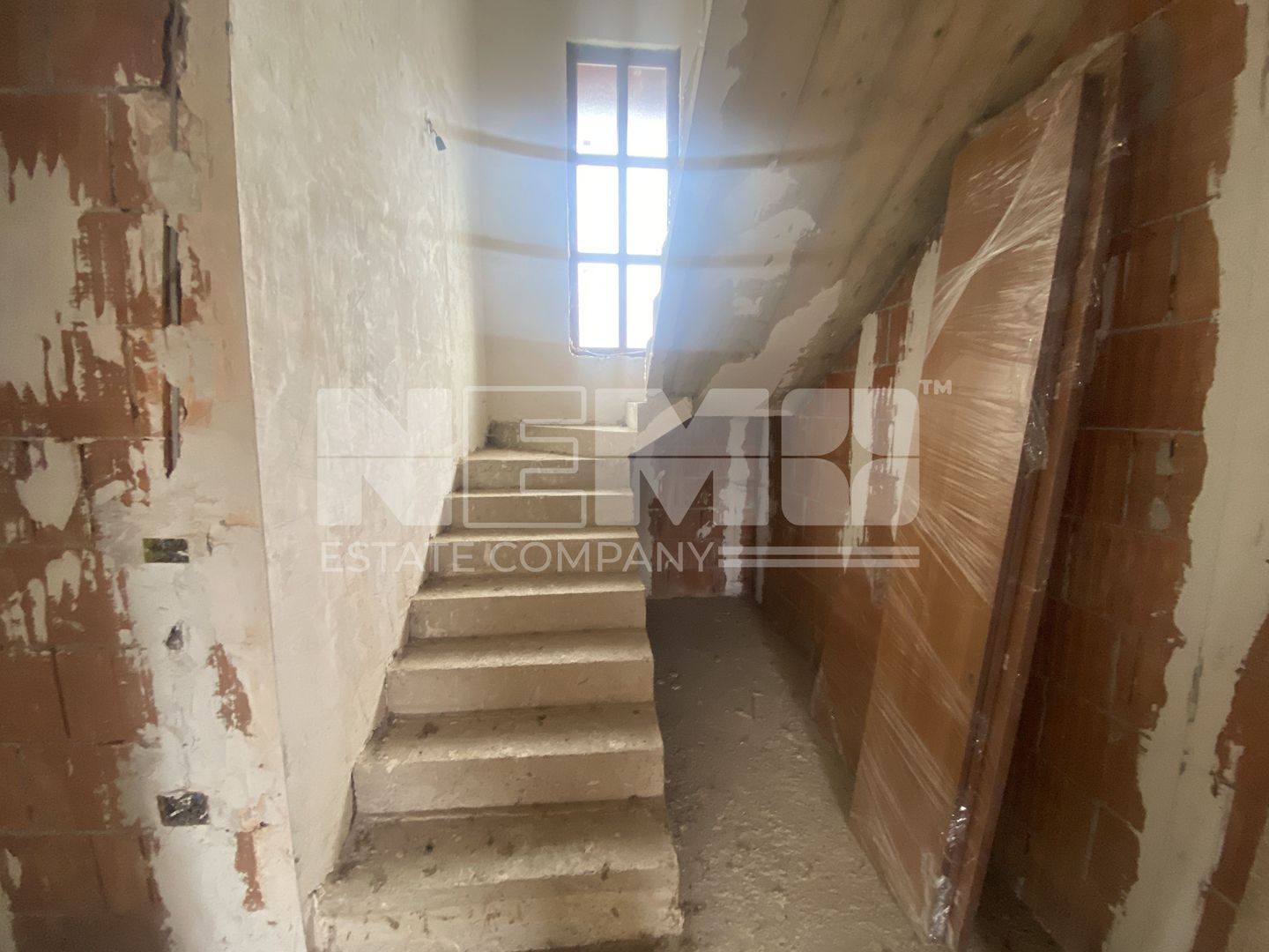 Casa la rosu | Fratautii Noi | 13 ARI - Poză 4