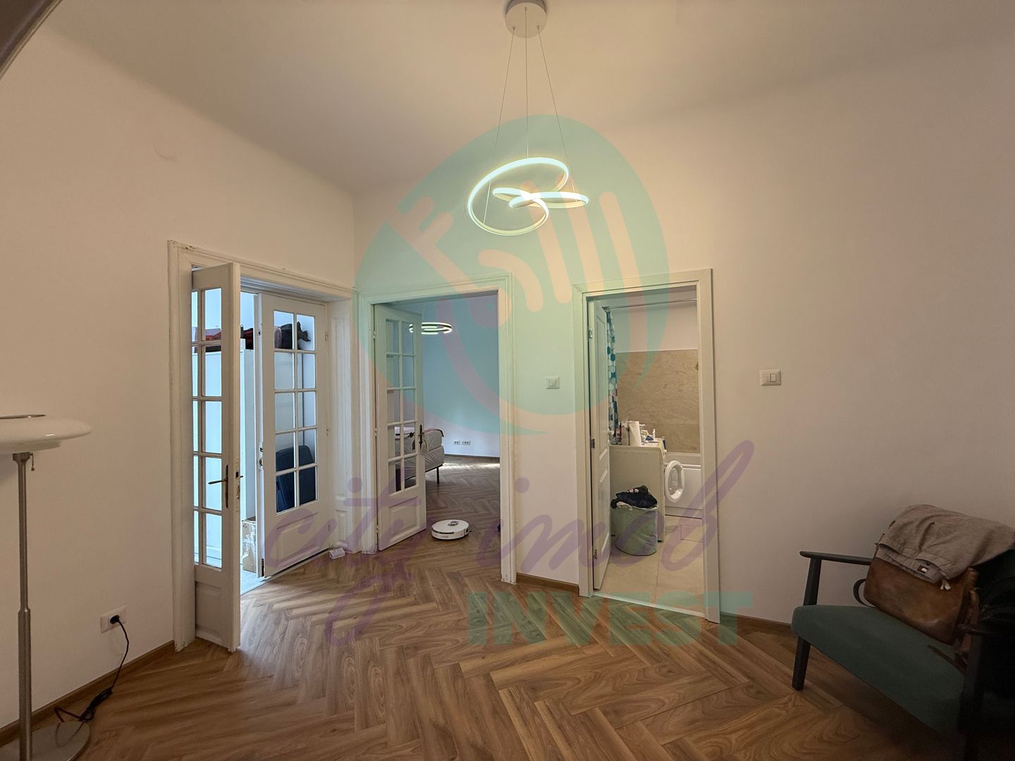 Apartament cochet vila edificata in perioada interbelica - Poză 6