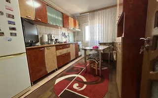 Apartament 3 camere de vânzare – Onești - Poză 11