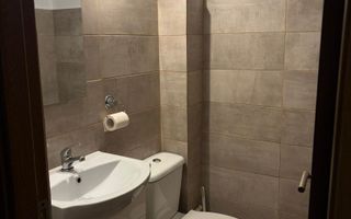 Apartament 3 camere de inchiriat, cartier Tatarasi, etaj 3/4, loc de parcare inclus - Poză 8