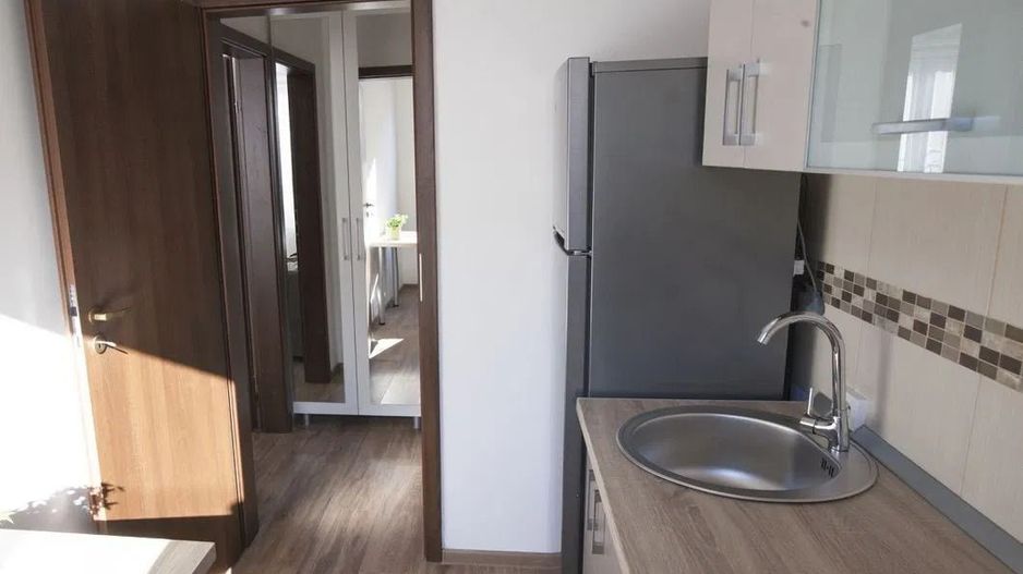 AP. 2 CAMERE- OBOR, CENTRALA, BUCATARIE INCHISA, PARCARE, CURTE - Poză 8